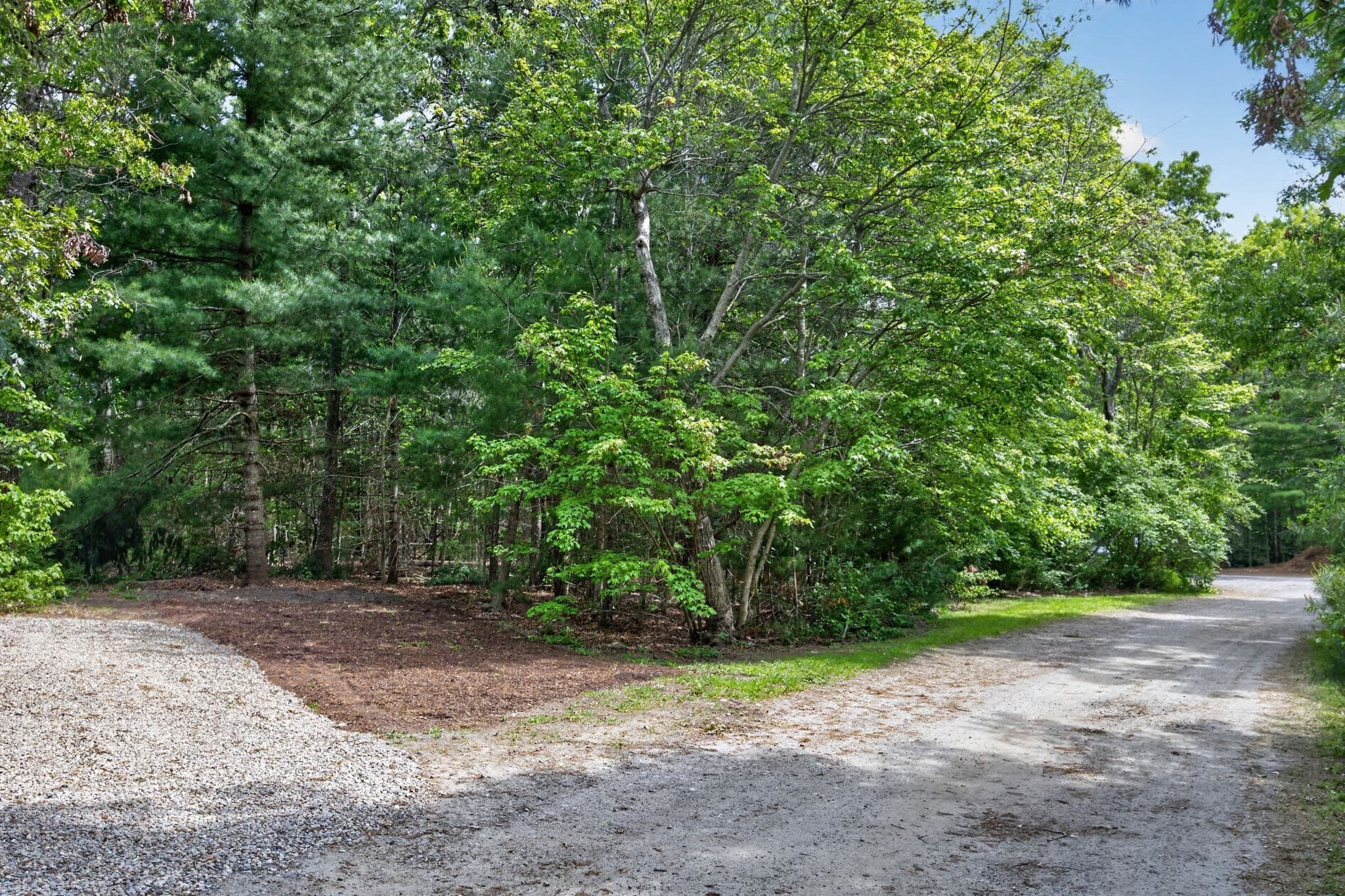 Residential at 20 Hirsch, Sandwich MA 02644, photo 15 of 25