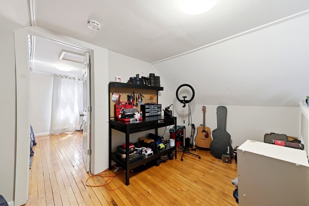 Single Family Residence at 30 Mazarin St, Springfield MA 01151, Springfield, photo 19 of 19