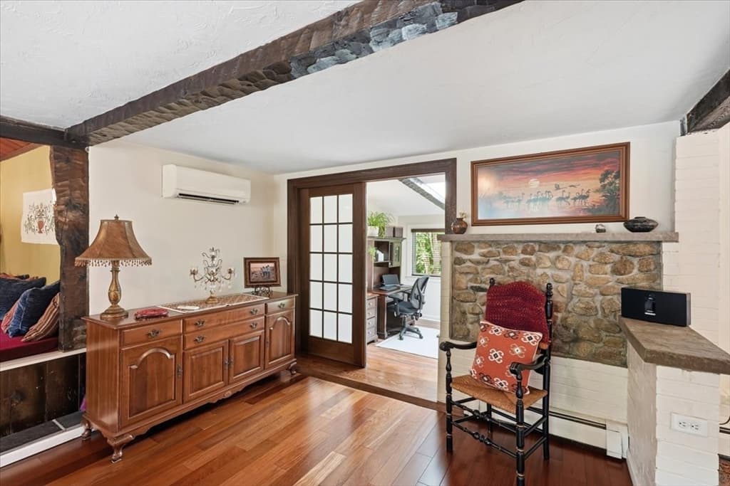 354 High St, Pembroke MA 02359 photo 10