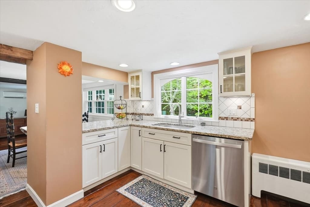 354 High St, Pembroke MA 02359 photo 15