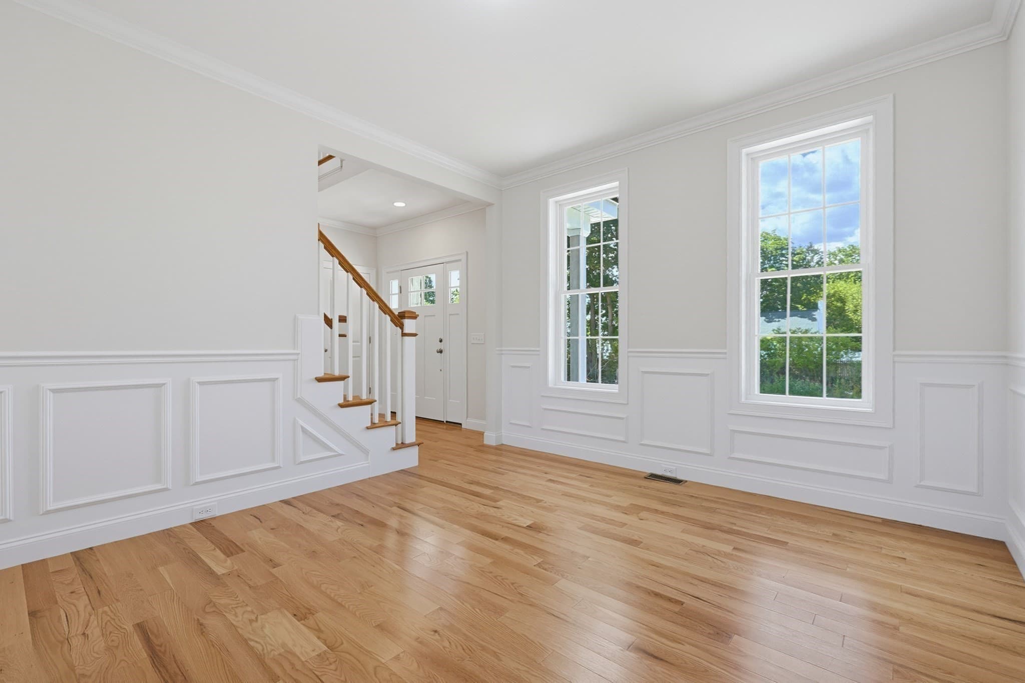 Single Family Residence at 7 Lamire Way, Uxbridge MA 01569, photo 6 of 40