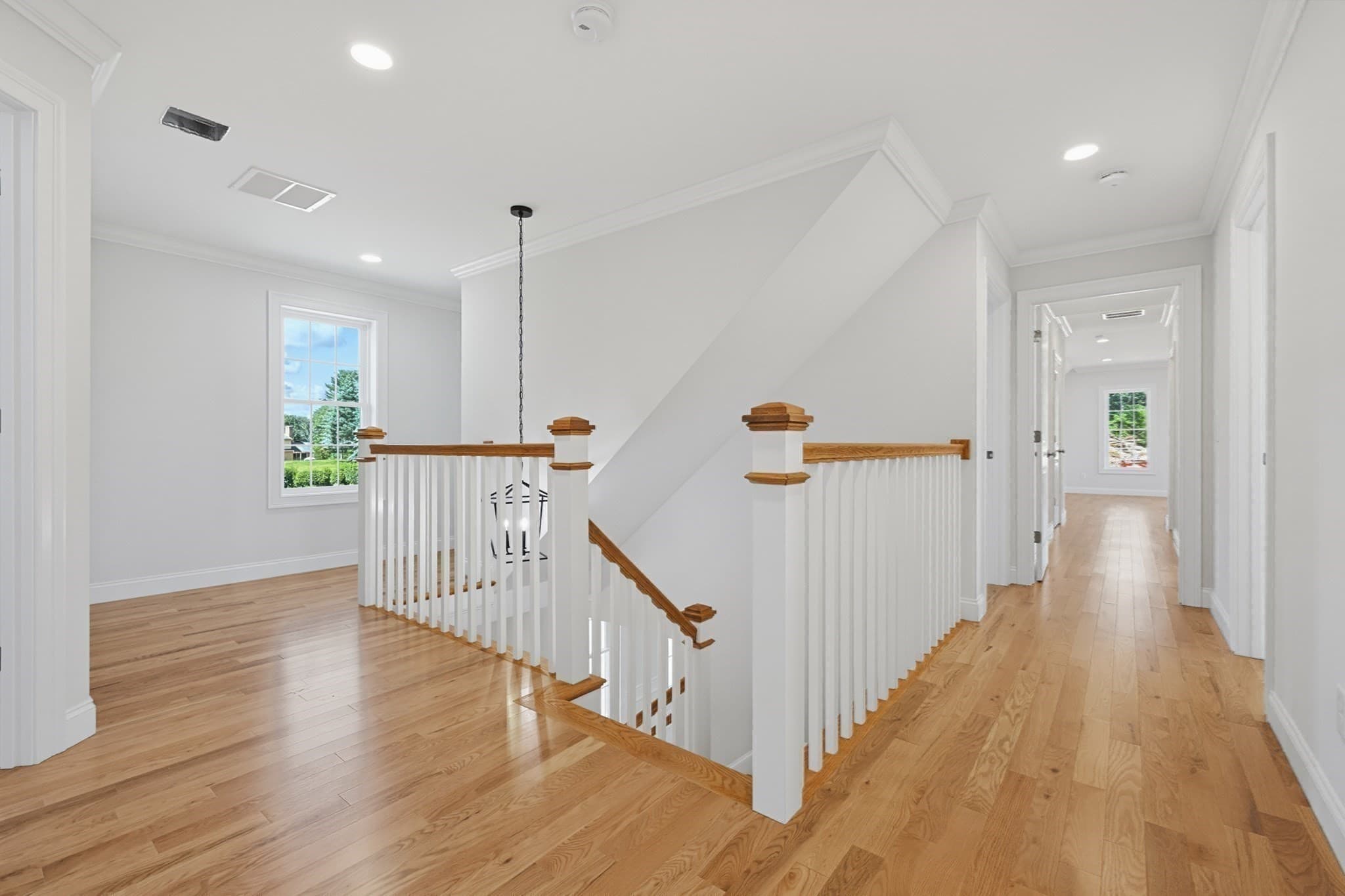 Single Family Residence at 7 Lamire Way, Uxbridge MA 01569, photo 20 of 40