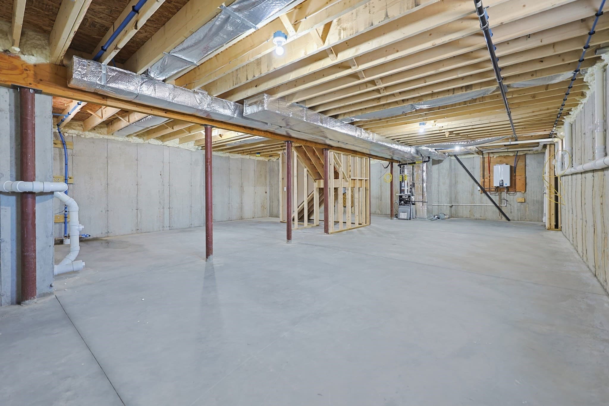 Single Family Residence at 7 Lamire Way, Uxbridge MA 01569, photo 31 of 40