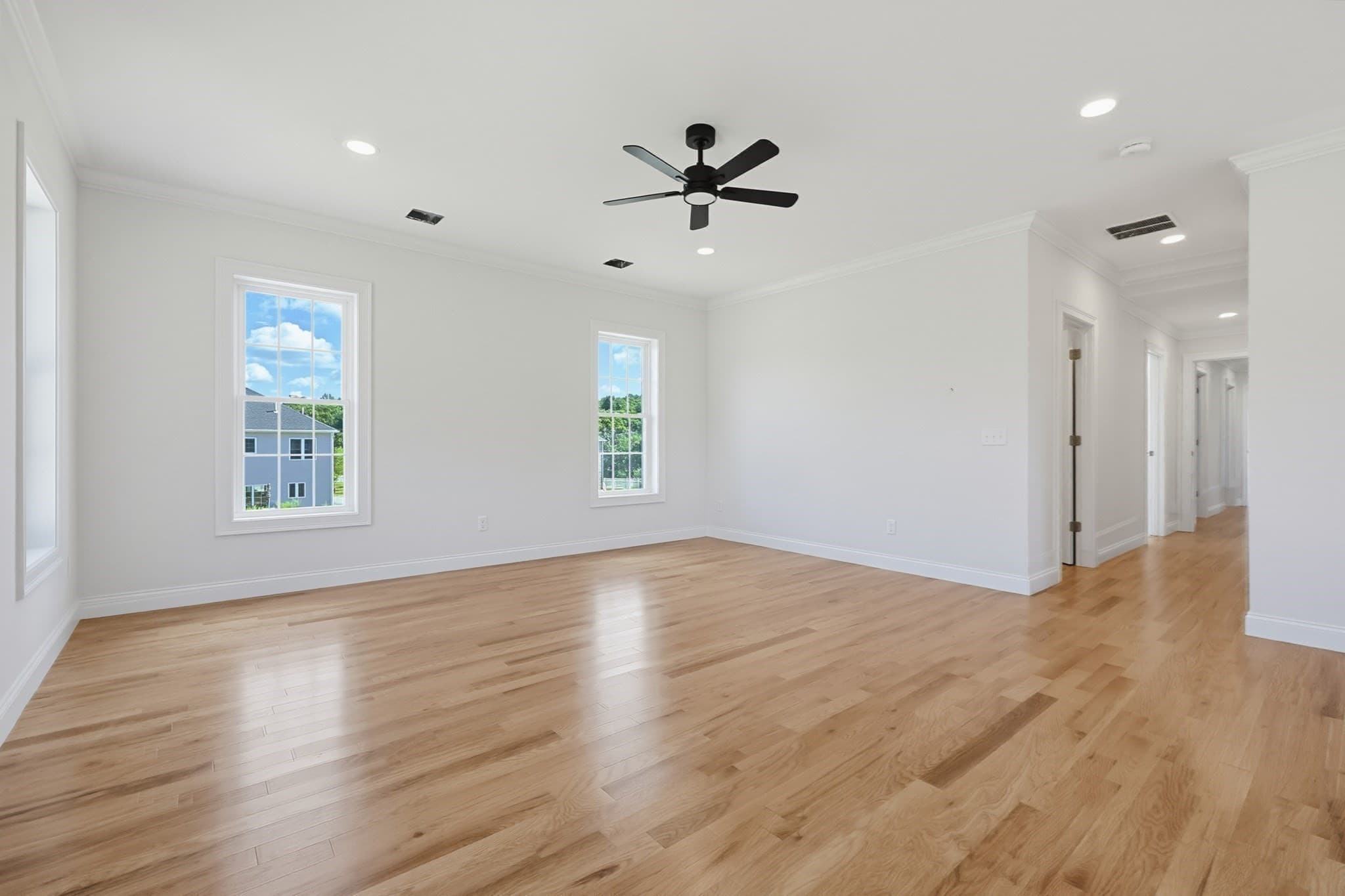 Single Family Residence at 7 Lamire Way, Uxbridge MA 01569, photo 39 of 40