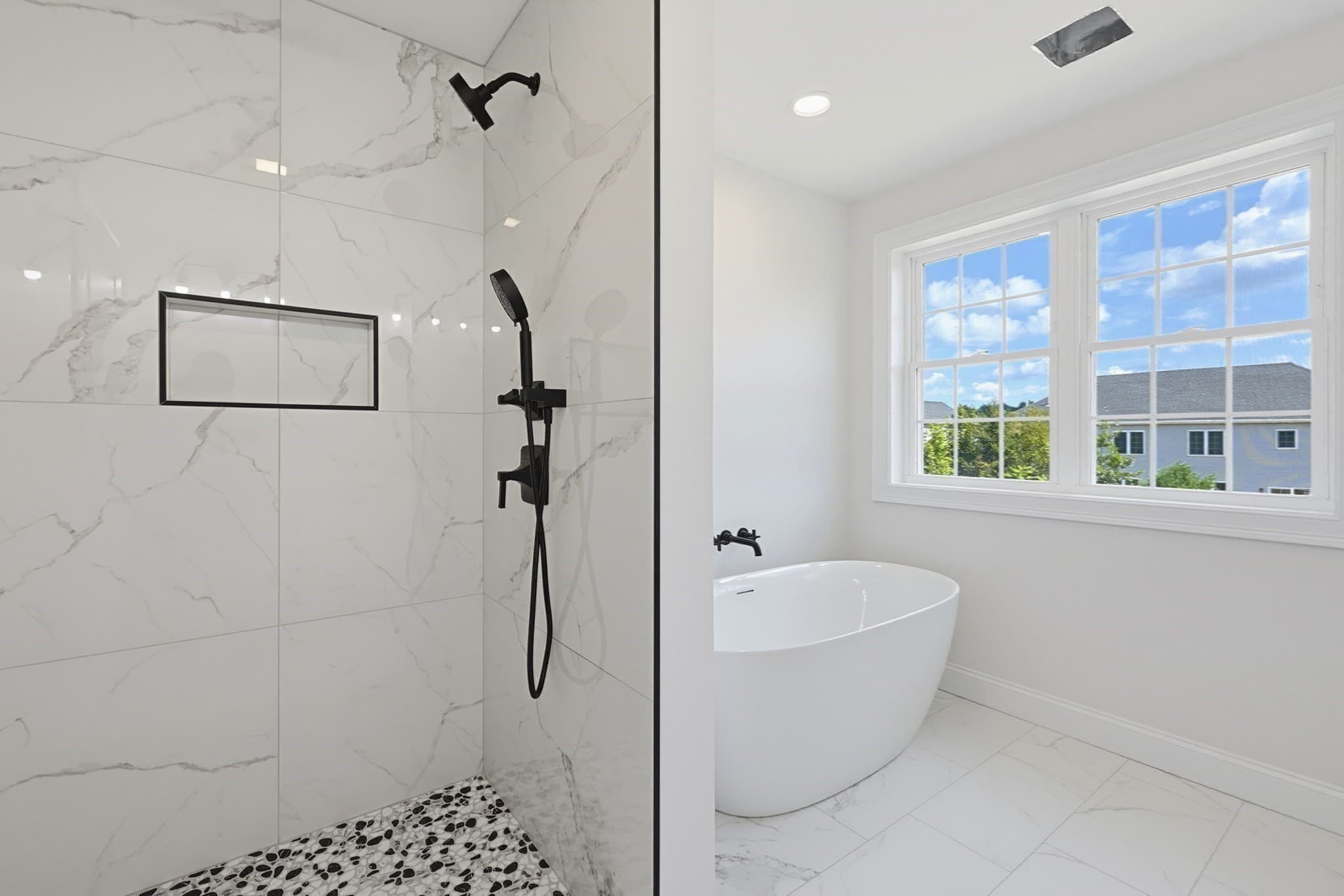 Single Family Residence at 7 Lamire Way, Uxbridge MA 01569, photo 25 of 40