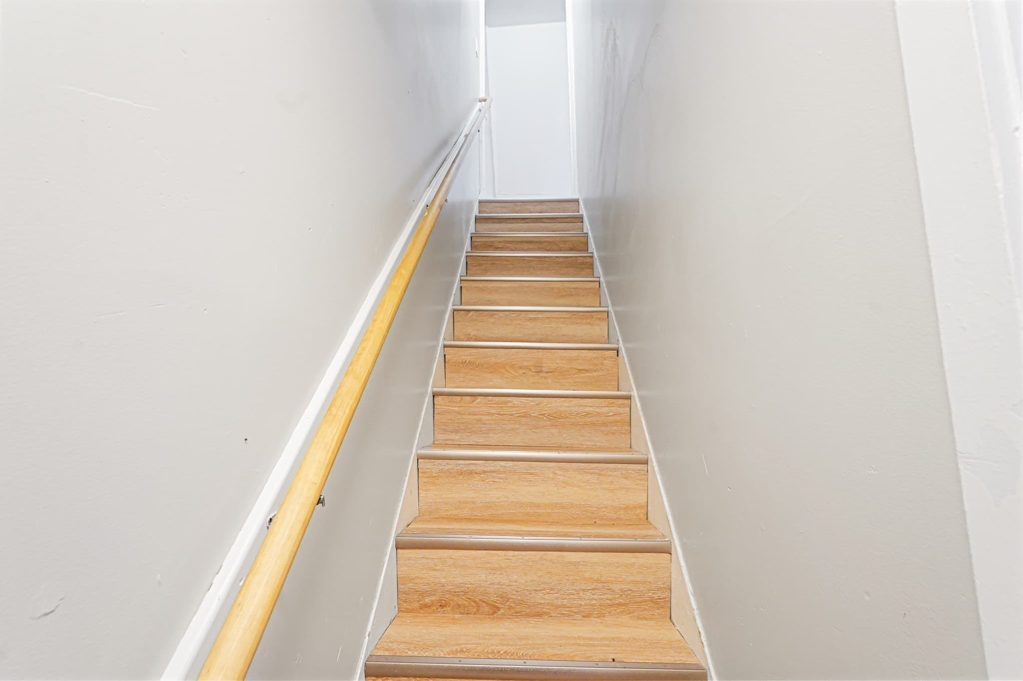 Multi Family at 621 Main St, Sturbridge MA 01566, photo 12 of 21