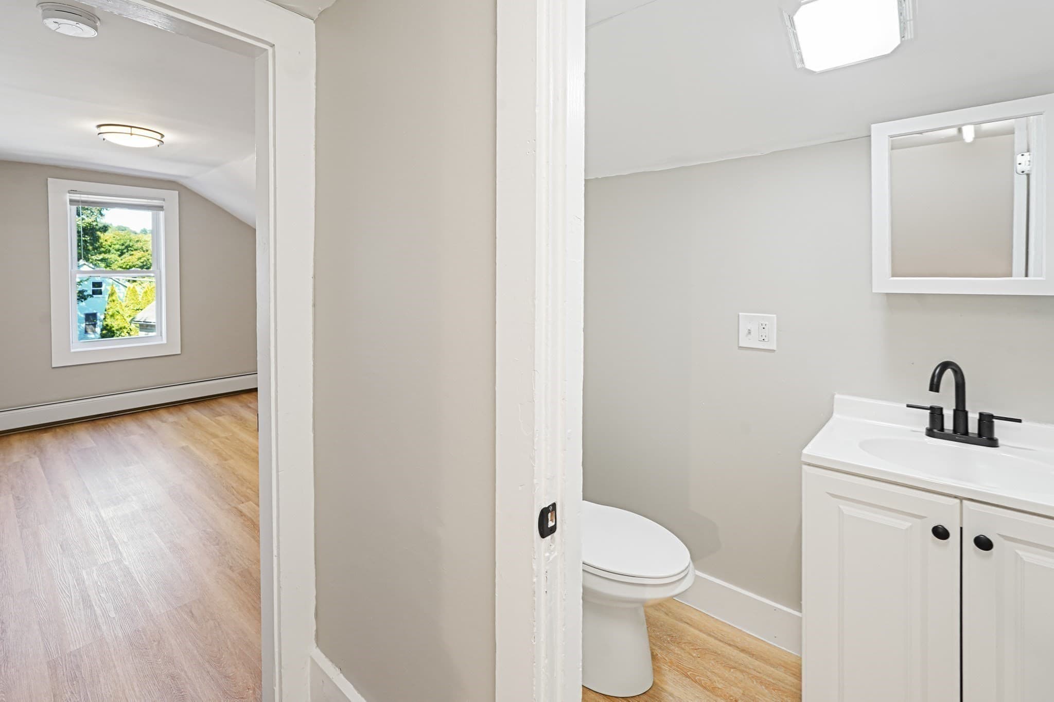 Multi Family at 621 Main St, Sturbridge MA 01566, photo 20 of 21