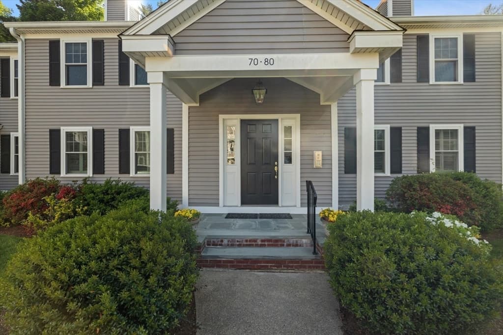 Condominium at 80 Humphreys Lane # 80, Duxbury MA 02332, Duxbury, photo 2 of 42