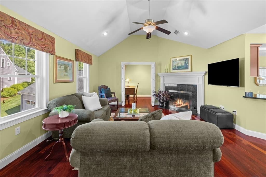 Condominium at 80 Humphreys Lane # 80, Duxbury MA 02332, Duxbury, photo 6 of 42