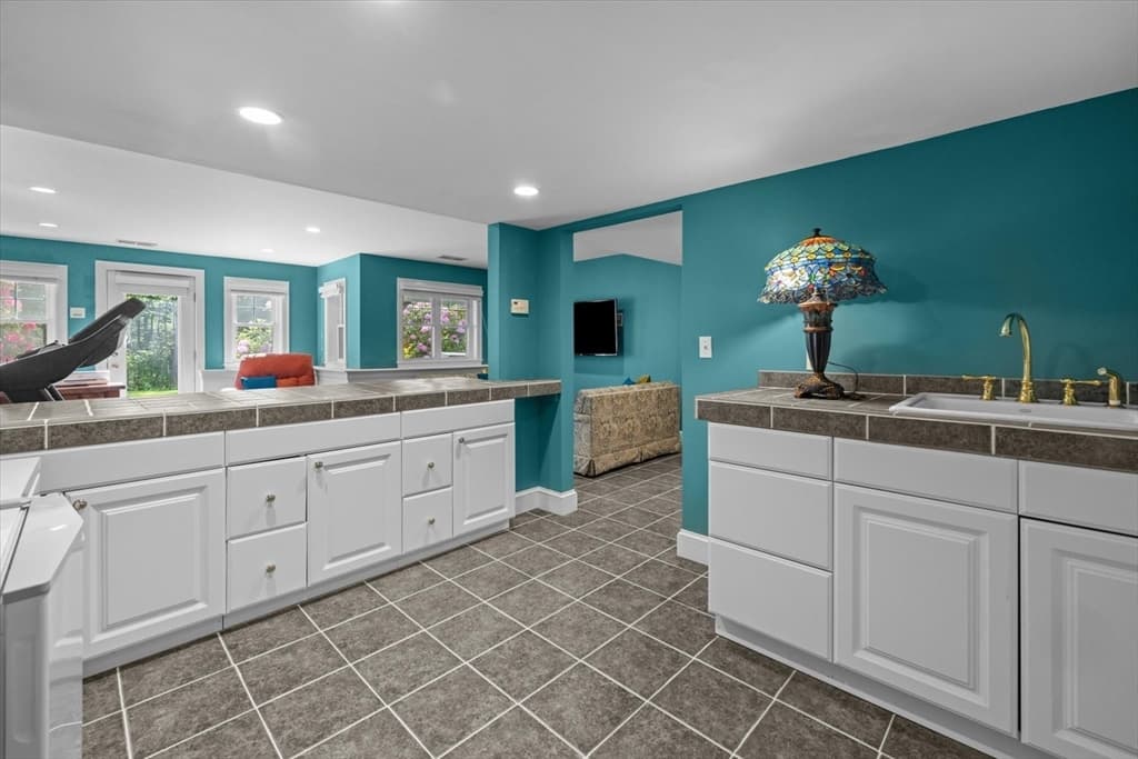 Condominium at 80 Humphreys Lane # 80, Duxbury MA 02332, Duxbury, photo 30 of 42