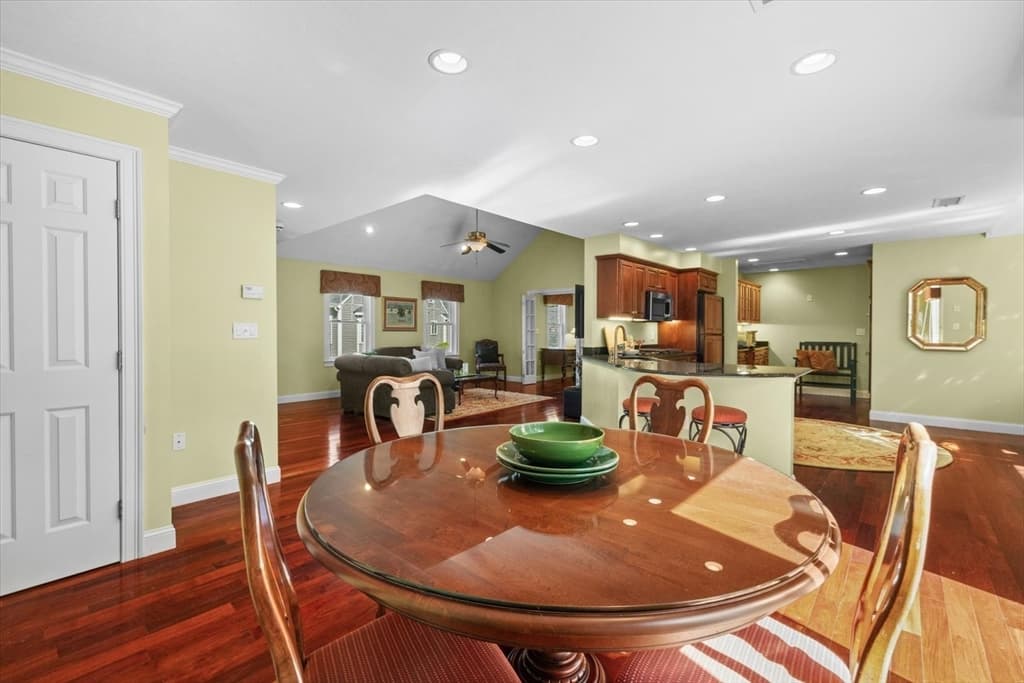 Condominium at 80 Humphreys Lane # 80, Duxbury MA 02332, Duxbury, photo 11 of 42