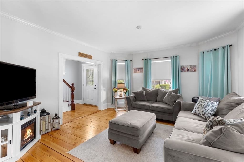 Single Family Residence at 1012 Washington St, Whitman MA 02382, photo 13 of 38
