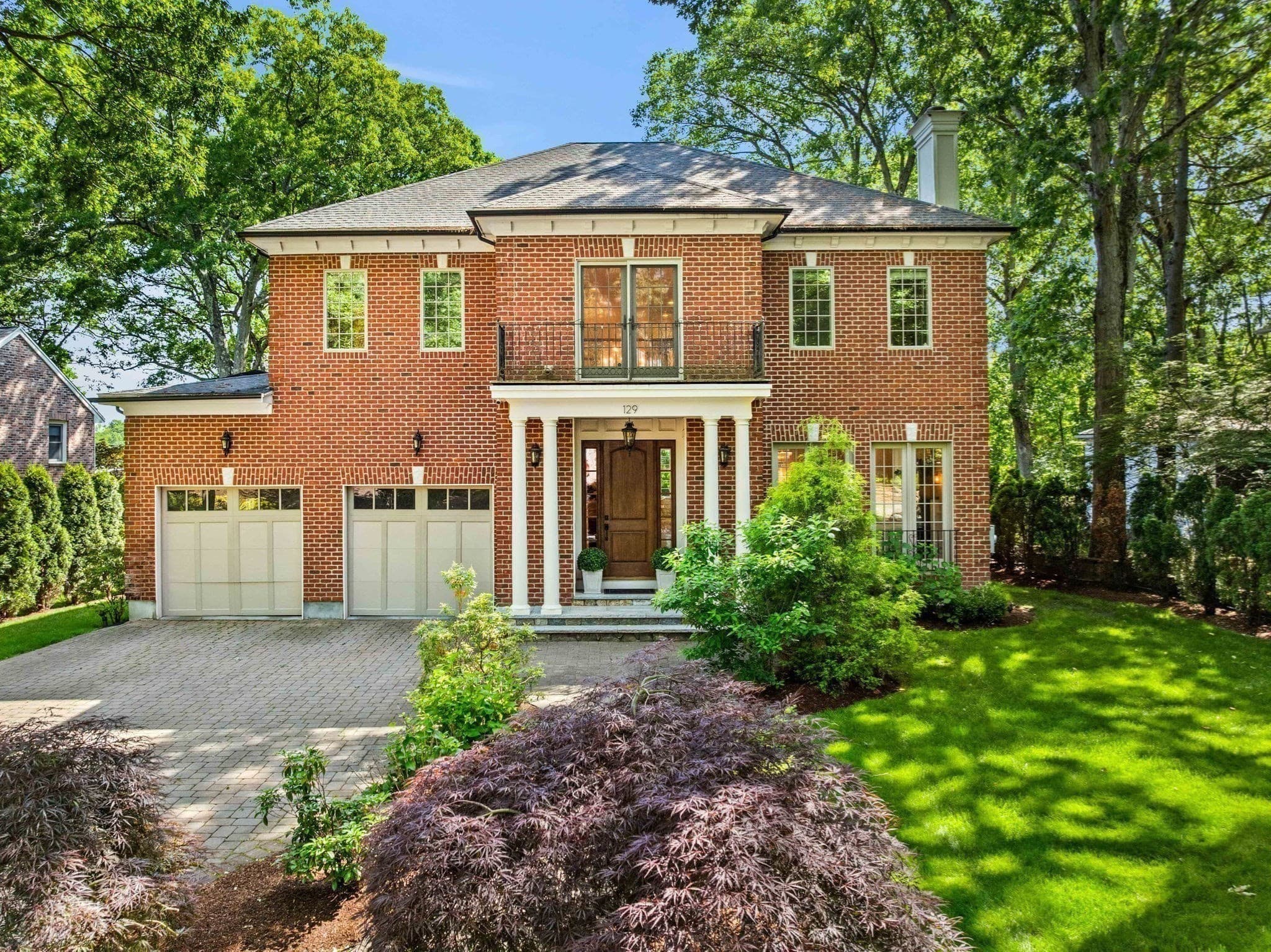 Single Family Residence at 129 Rangeley Rd, Brookline MA 02467, Brookline, photo 3 of 42