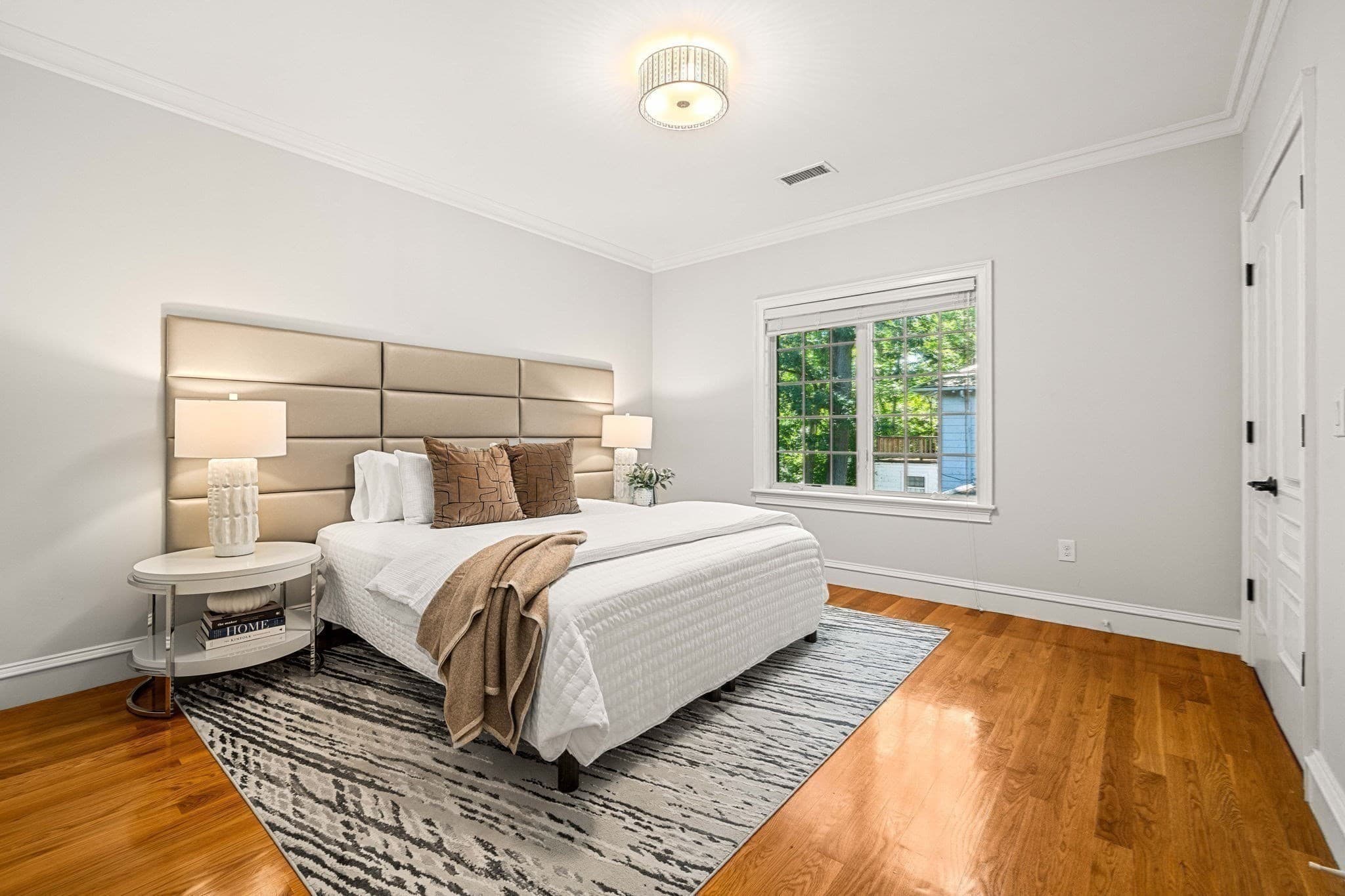 Single Family Residence at 129 Rangeley Rd, Brookline MA 02467, Brookline, photo 32 of 42
