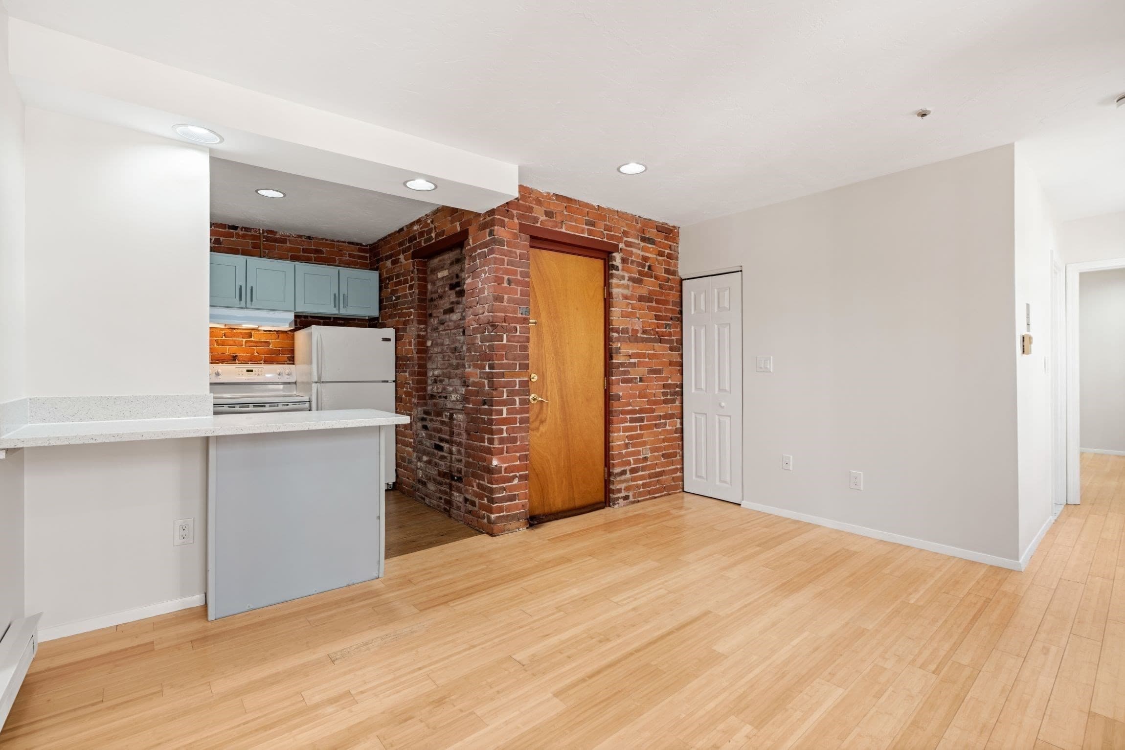 Condominium at 38A Charter Street # 7, Boston MA 02113, photo 10 of 23