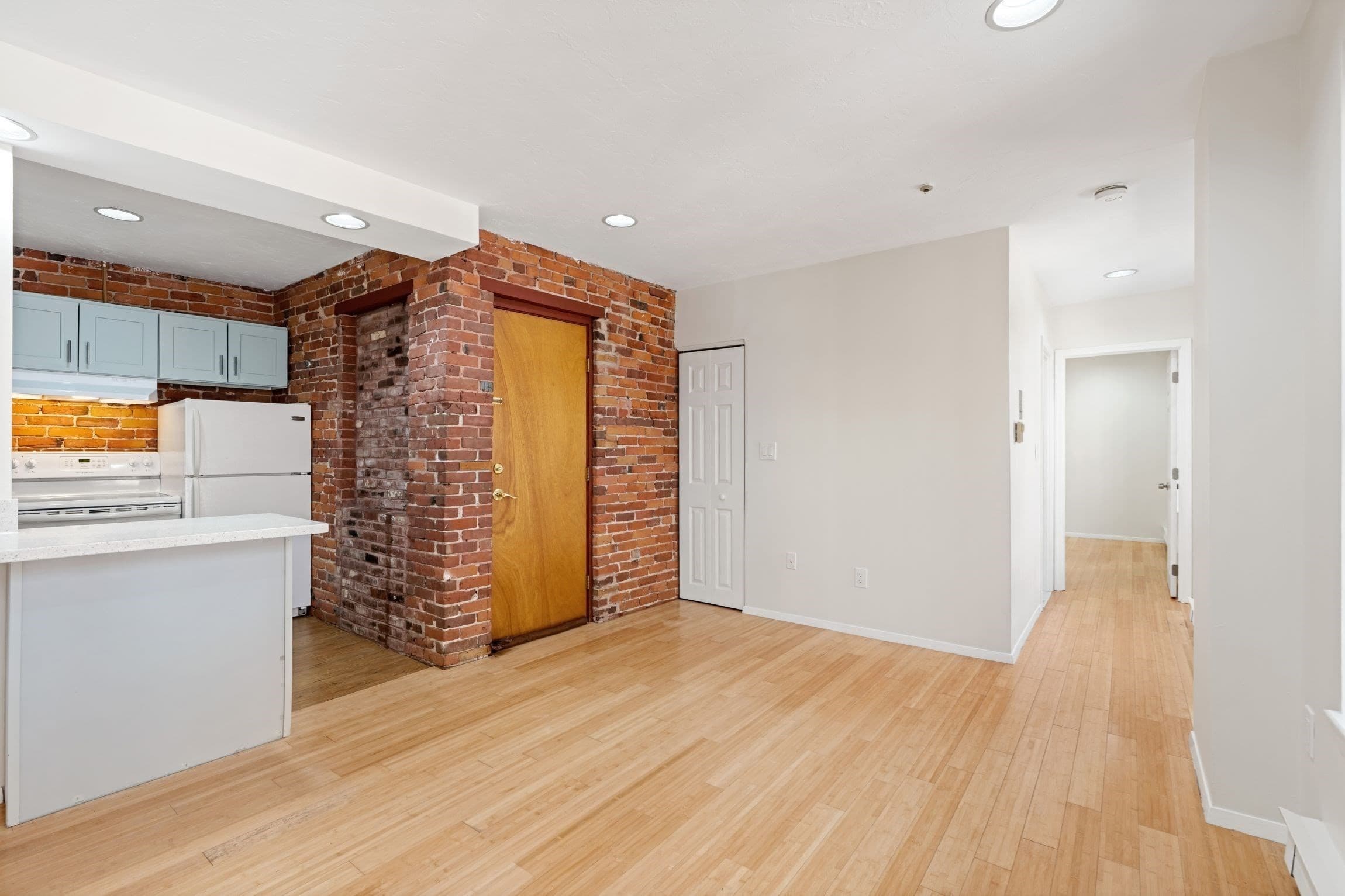 Condominium at 38A Charter Street # 7, Boston MA 02113, photo 11 of 23