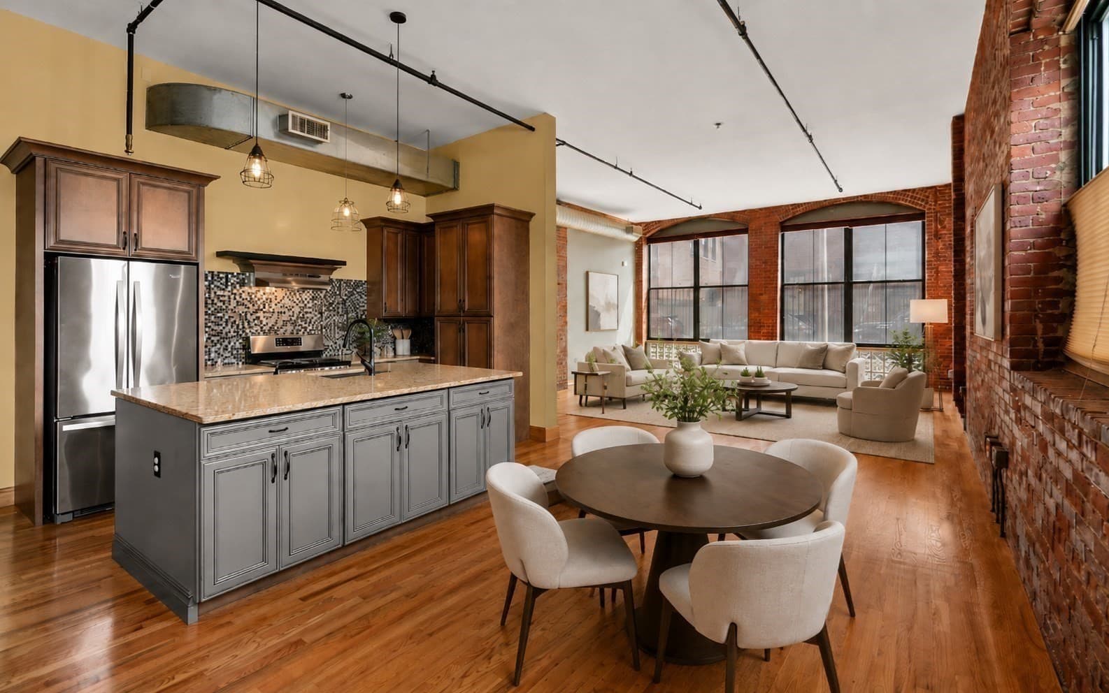 Condominium at 172-178 Green St # 2, Boston MA 02130, photo 13 of 19