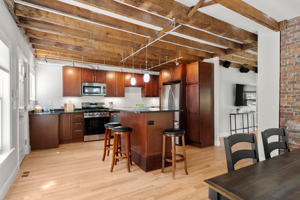 189 Conant St # 189, Concord MA 01742 photo 5