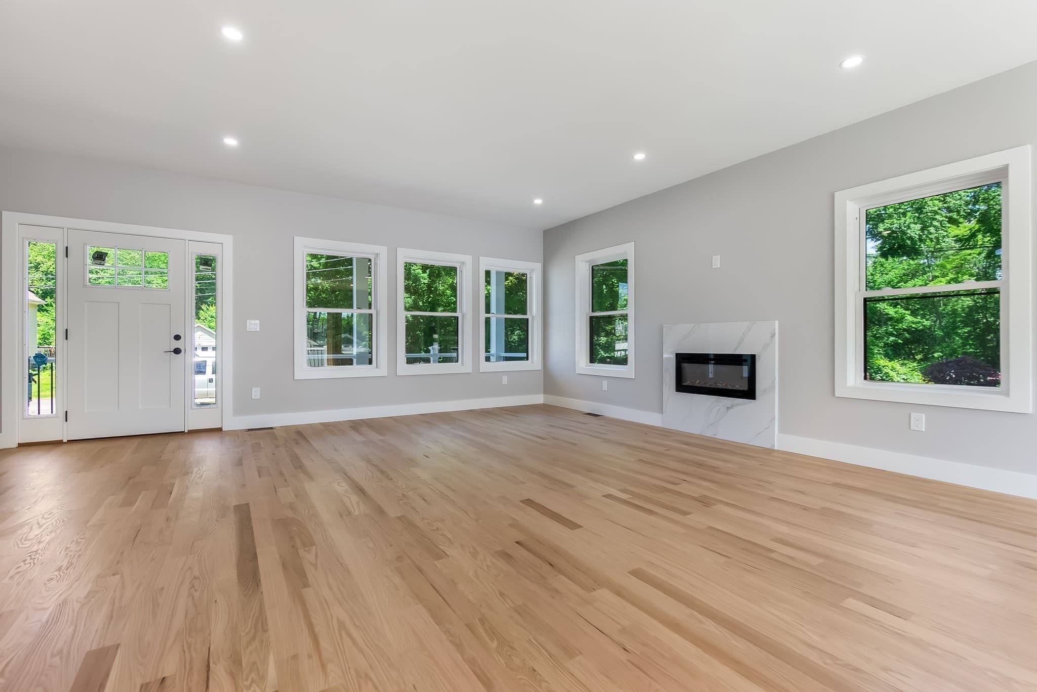 Single Family Residence at 15 Foss # A, Framingham MA 01702, photo 4 of 37