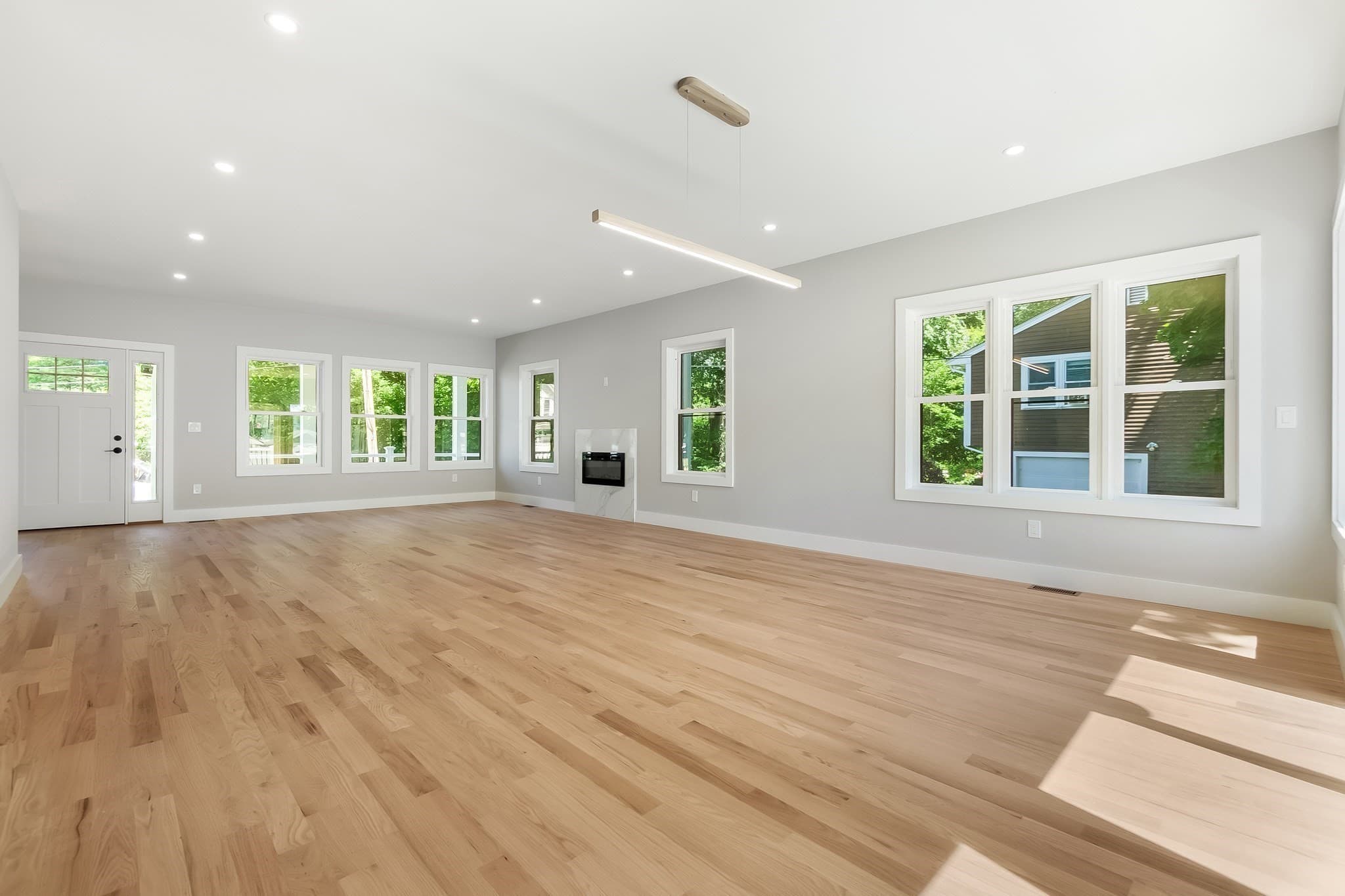 Condominium at 15 Foss # A, Framingham MA 01702, photo 5 of 37