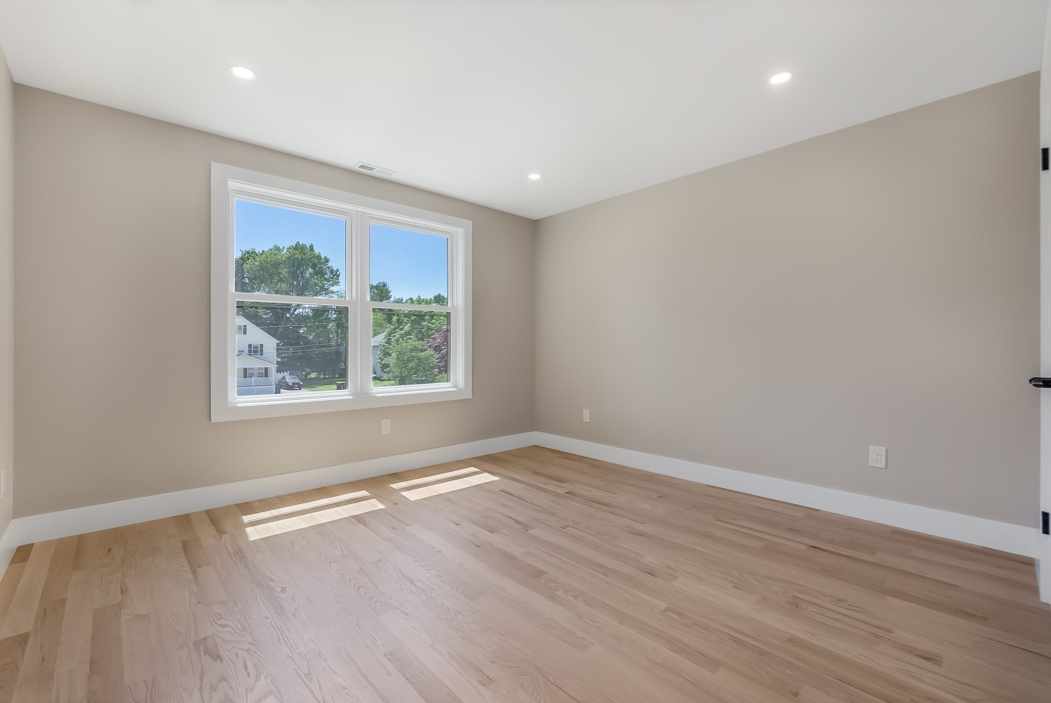 Condominium at 15 Foss # A, Framingham MA 01702, photo 25 of 37