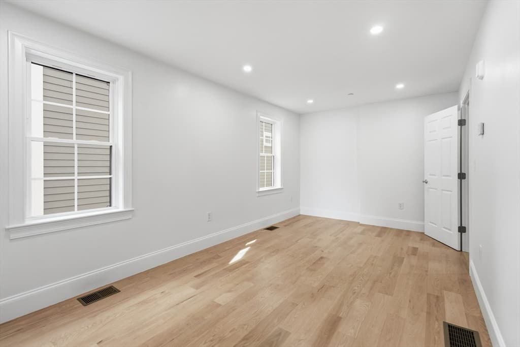 11 Washington Street, Ipswich MA 01938 photo 14