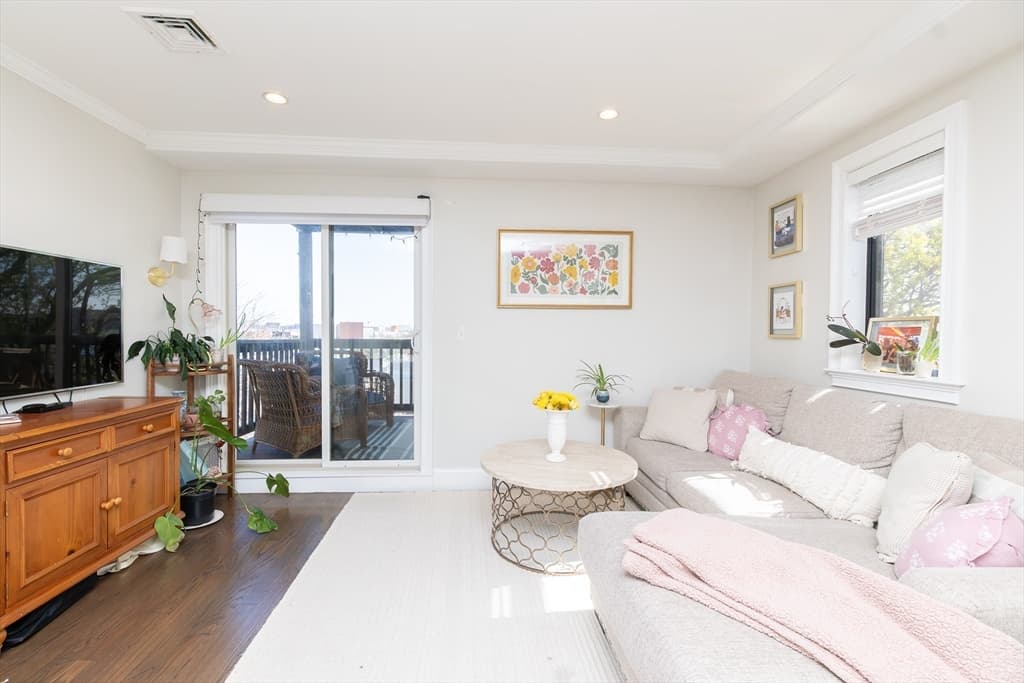 Condominium at 498 Sumner Street PH, Boston MA 02128, photo 6 of 30