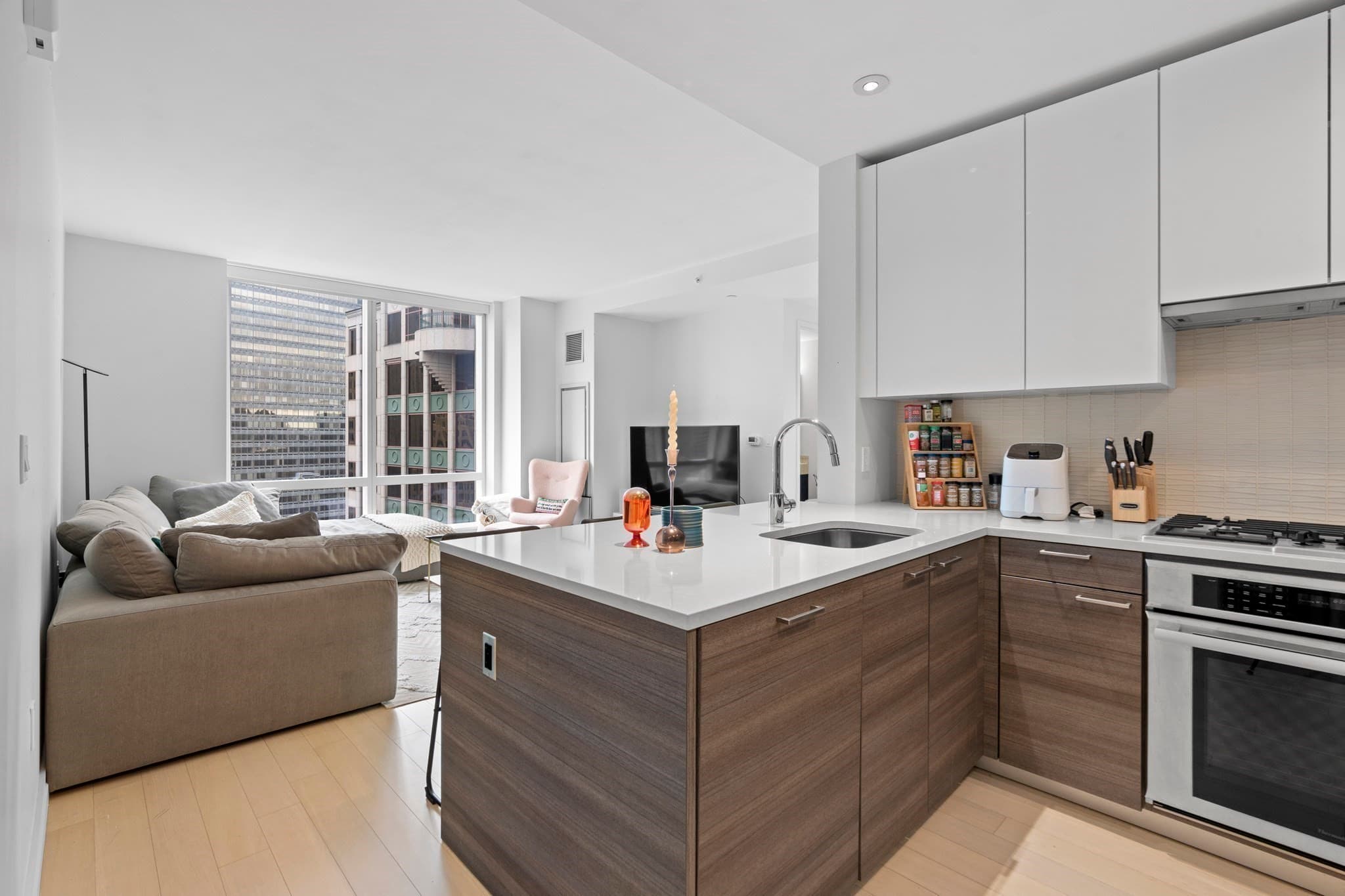 1 Franklin St # 2110, Boston MA 02110