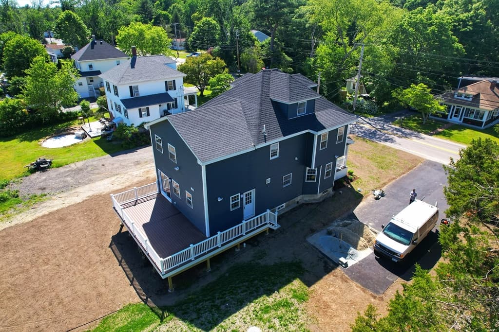 Single Family Residence at 526 Berkley St, Berkley MA 02779, Berkley, photo 6 of 42
