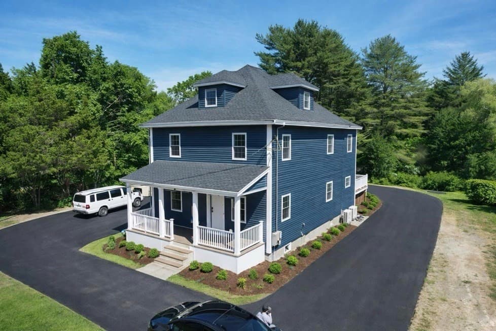 Single Family Residence at 526 Berkley St, Berkley MA 02779, Berkley, photo 3 of 42