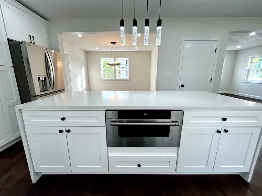 Single Family Residence at 526 Berkley St, Berkley MA 02779, Berkley, photo 20 of 42