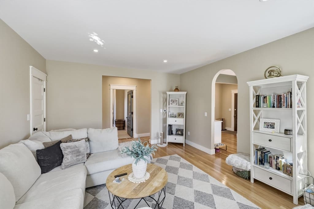 Single Family Residence at 173-177 Madison Ave, Holyoke MA 01040, Holyoke, photo 16 of 42