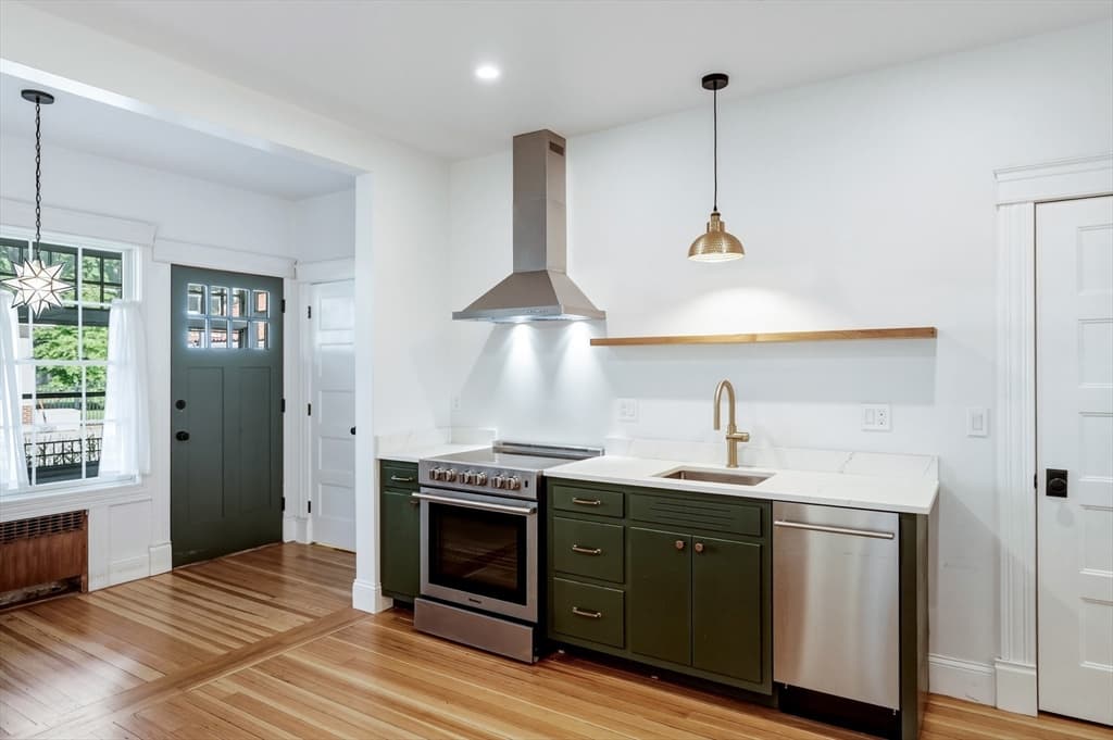 Single Family Residence at 173-177 Madison Ave, Holyoke MA 01040, Holyoke, photo 12 of 42