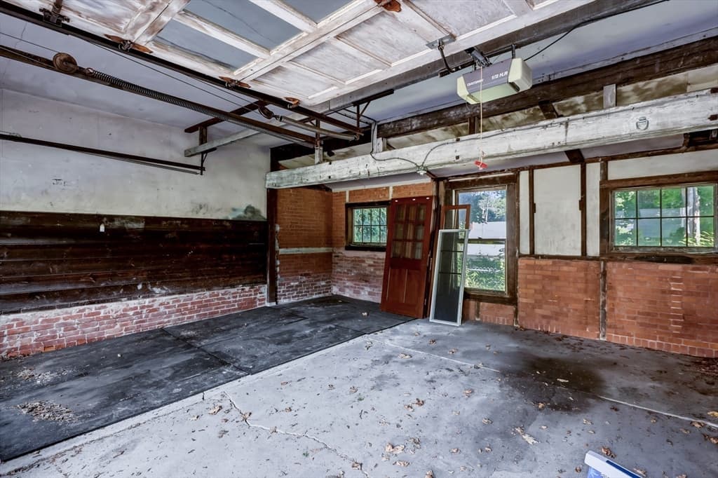 Single Family Residence at 173-177 Madison Ave, Holyoke MA 01040, Holyoke, photo 37 of 42