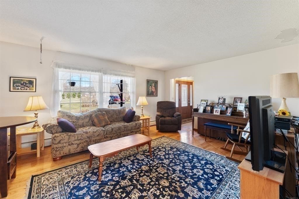 Single Family Residence at 41 Margaret Henry Road, Killingly CT 06239, photo 9 of 38