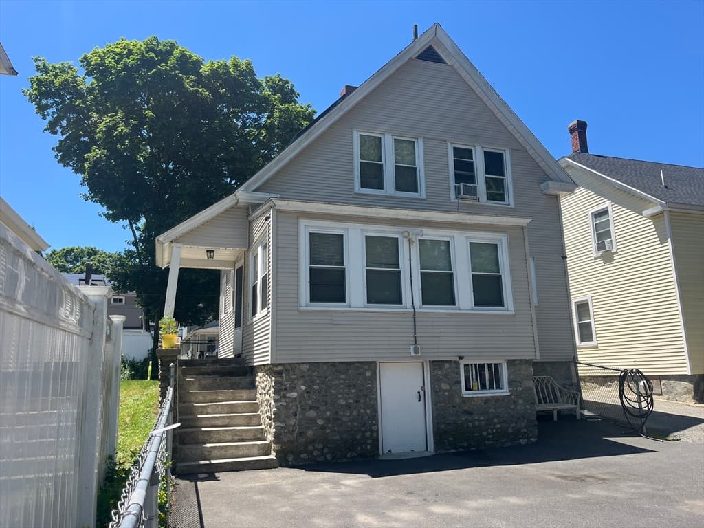 7 Goldsmith Ct, Methuen MA 01844 photo 4