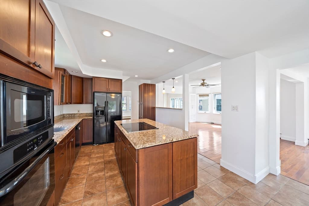 44 P St, Hull MA 02045 photo 5