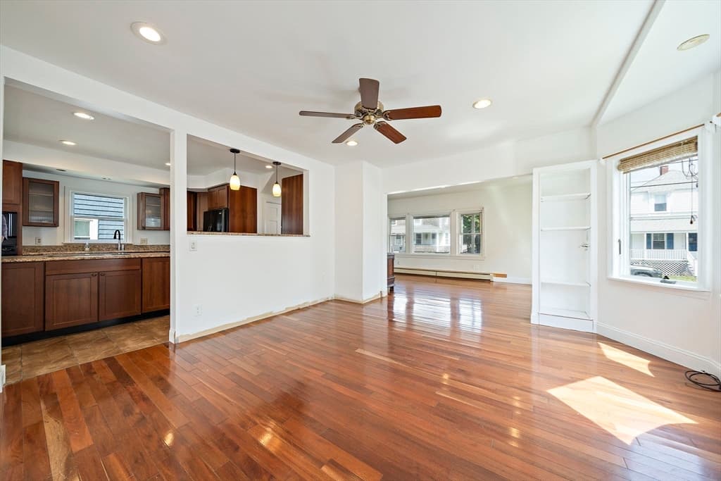 44 P St, Hull MA 02045 photo 9