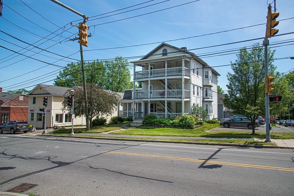 351 Main Street, Amherst MA 01002 photo 3