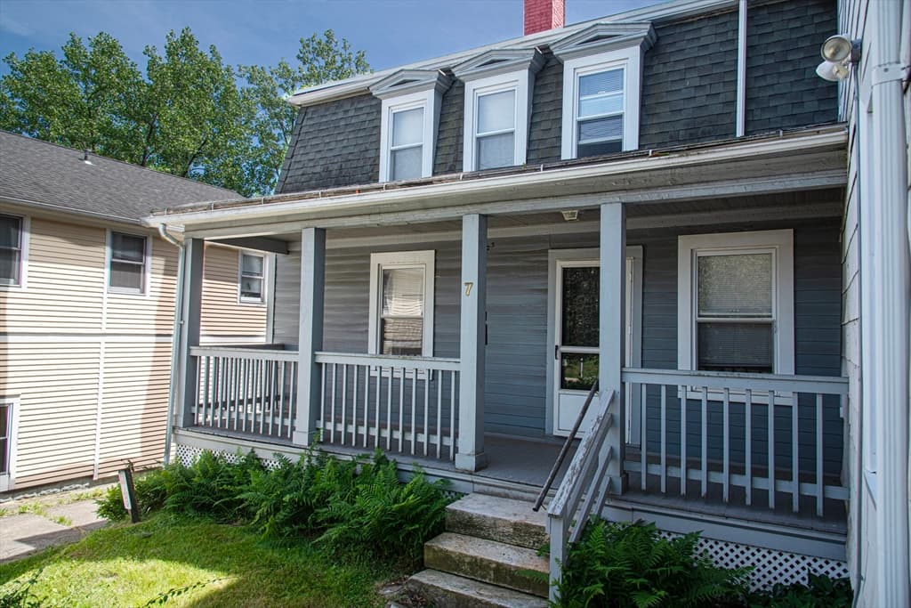 351 Main Street, Amherst MA 01002 photo 4