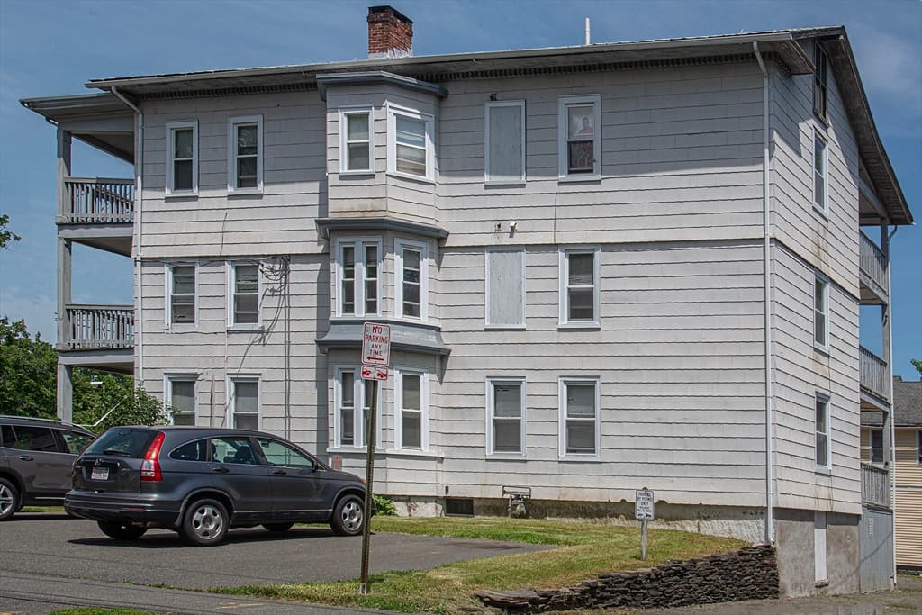 351 Main Street, Amherst MA 01002 photo 8