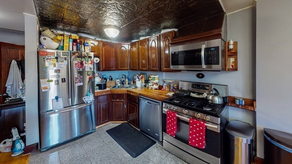 4 Family at 10 Millmont St., Boston MA 02119, Boston, photo 23 of 39