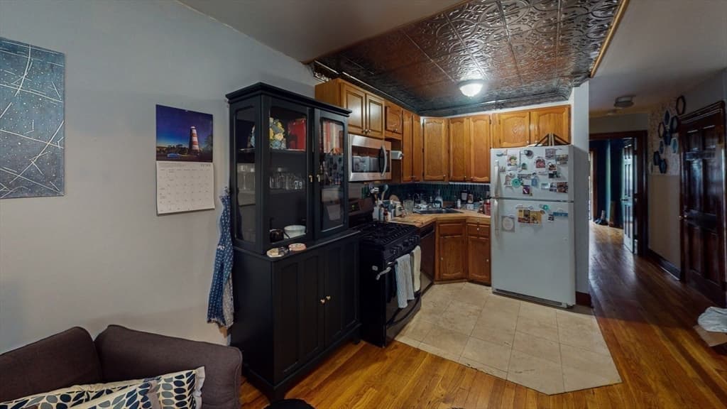 4 Family at 10 Millmont St., Boston MA 02119, Boston, photo 24 of 39