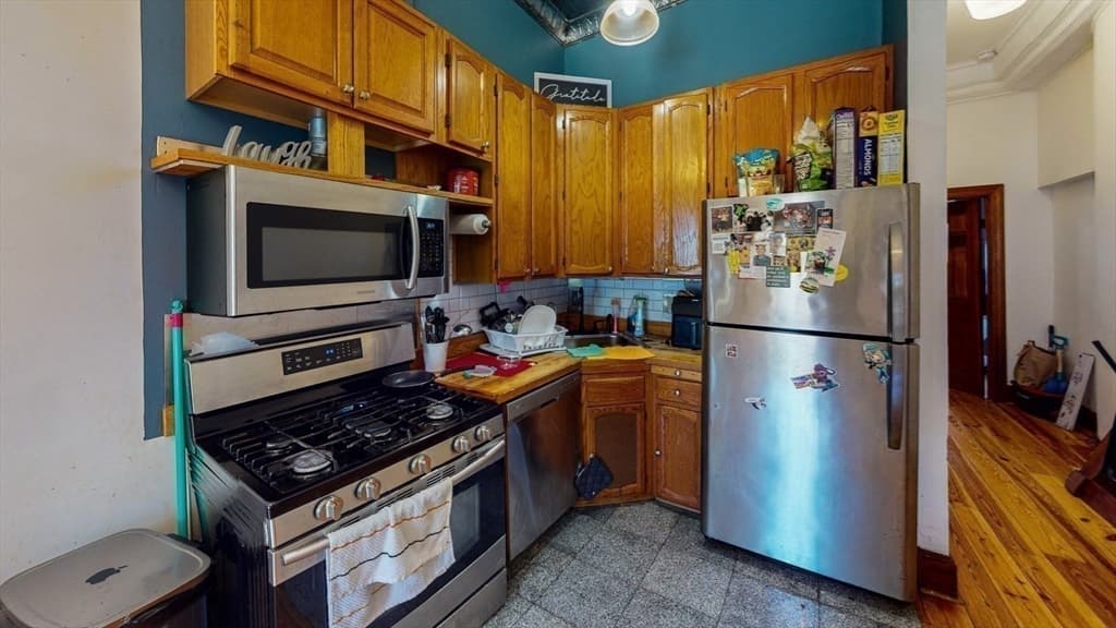 4 Family at 10 Millmont St., Boston MA 02119, Boston, photo 25 of 39