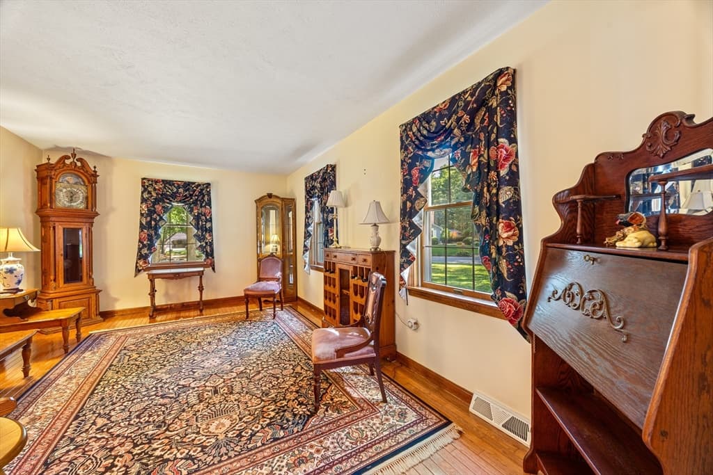 Single Family Residence at 12 Blueberry Bend, South Hadley MA 01075, photo 22 of 38
