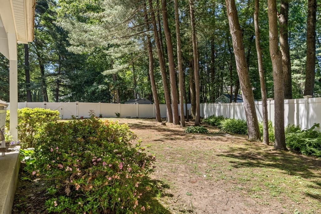 Single Family Residence at 12 Blueberry Bend, South Hadley MA 01075, photo 38 of 38