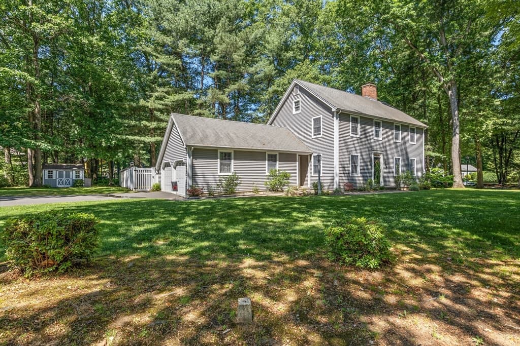 Single Family Residence at 12 Blueberry Bend, South Hadley MA 01075, photo 35 of 38