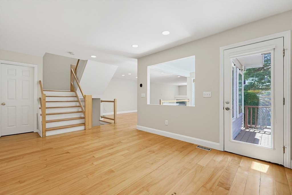 Condominium at 33 Half Crown Cir # 33, Ashland MA 01721, Ashland, photo 12 of 42