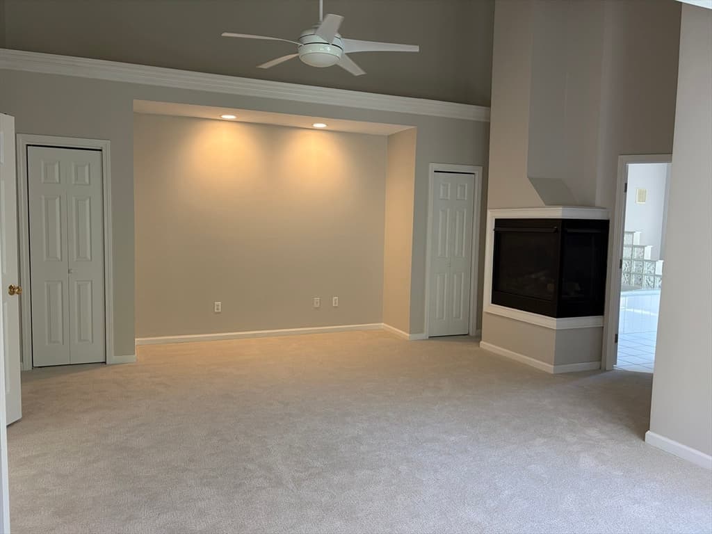 Condominium at 33 Half Crown Cir # 33, Ashland MA 01721, Ashland, photo 24 of 42