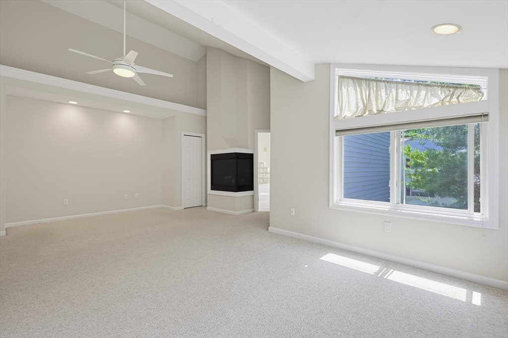 Condominium at 33 Half Crown Cir # 33, Ashland MA 01721, Ashland, photo 21 of 42